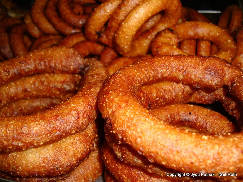 Sel Roti